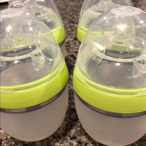 Comotomo silicone bottles. 5oz